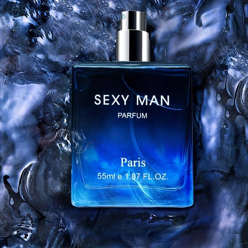 Product shot of Parfum Elite Boisée, emphasizing the contrast between glass and wood textures.”